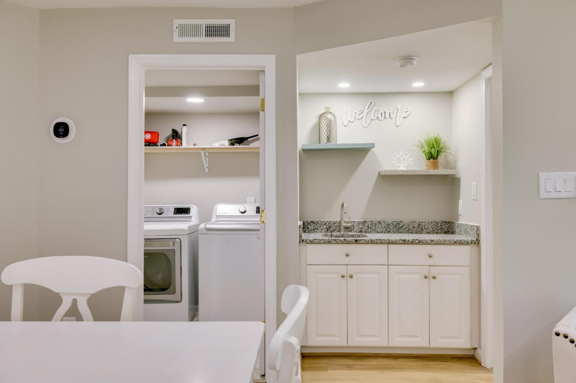 Emerald Isle Condo With Indoor Pool And Beach Access! Zewnętrze zdjęcie